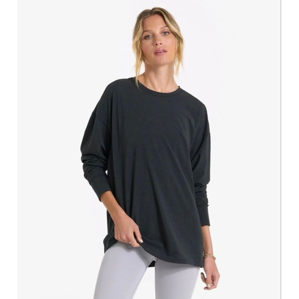 VUORI Women's XL Long Sleeve Feather Casual Tee T Shirt Top Gray Washed Black